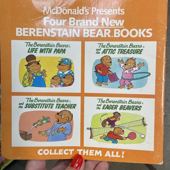 Lot of 4 Berenstain Bears Softcover Books Attic Treasure Santa Bear Fun Book - Picture 7 of 7